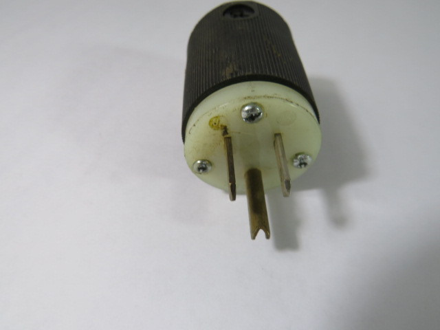 Hubbell HBL5266CCN Plug 15A 125V 3W 2P USED - Industrial